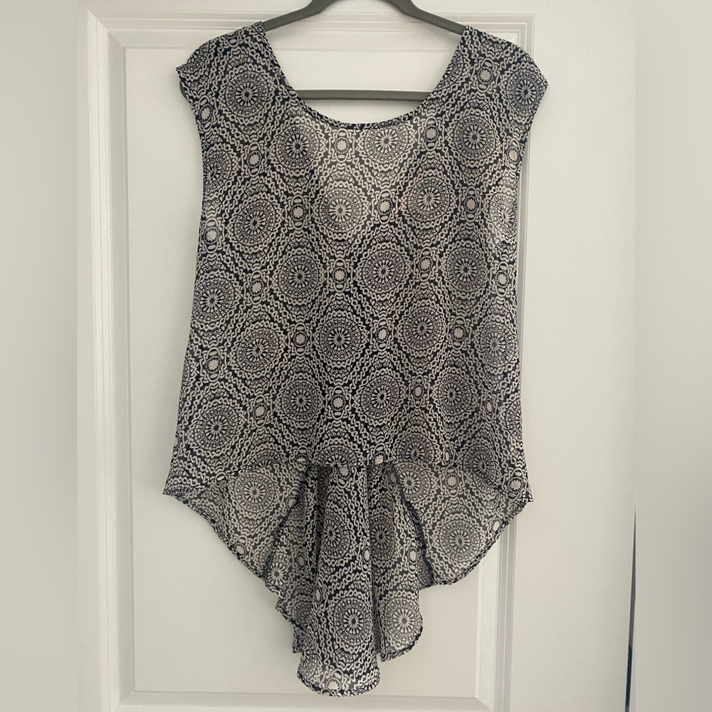 Band of Gypsies | Women’s Sheer Patterned Blouse